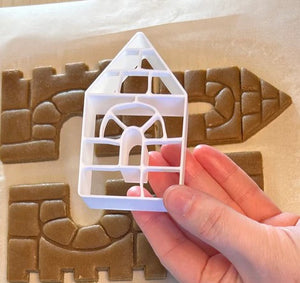 3D Gingerbread Cobblestone Castle - Bonus Prince & Sword Cookie Cutter