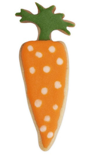 Carrot Cookie Cutter with Embossed Detail 9cm
