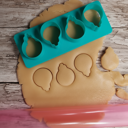 Christmas Baubles in a Row Cookie Cutter