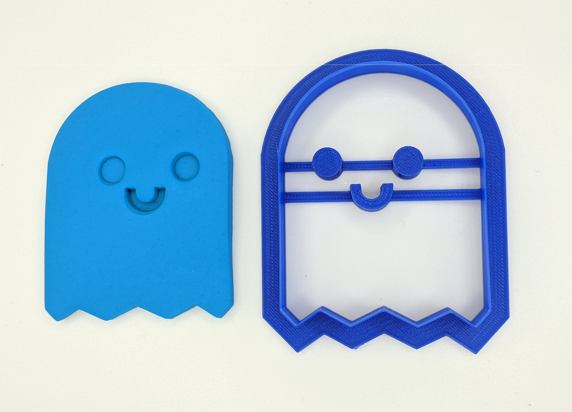 Ghost Cookie Cutter with Embossed Face 8.5cm | Cookie Cutter Shop Australia