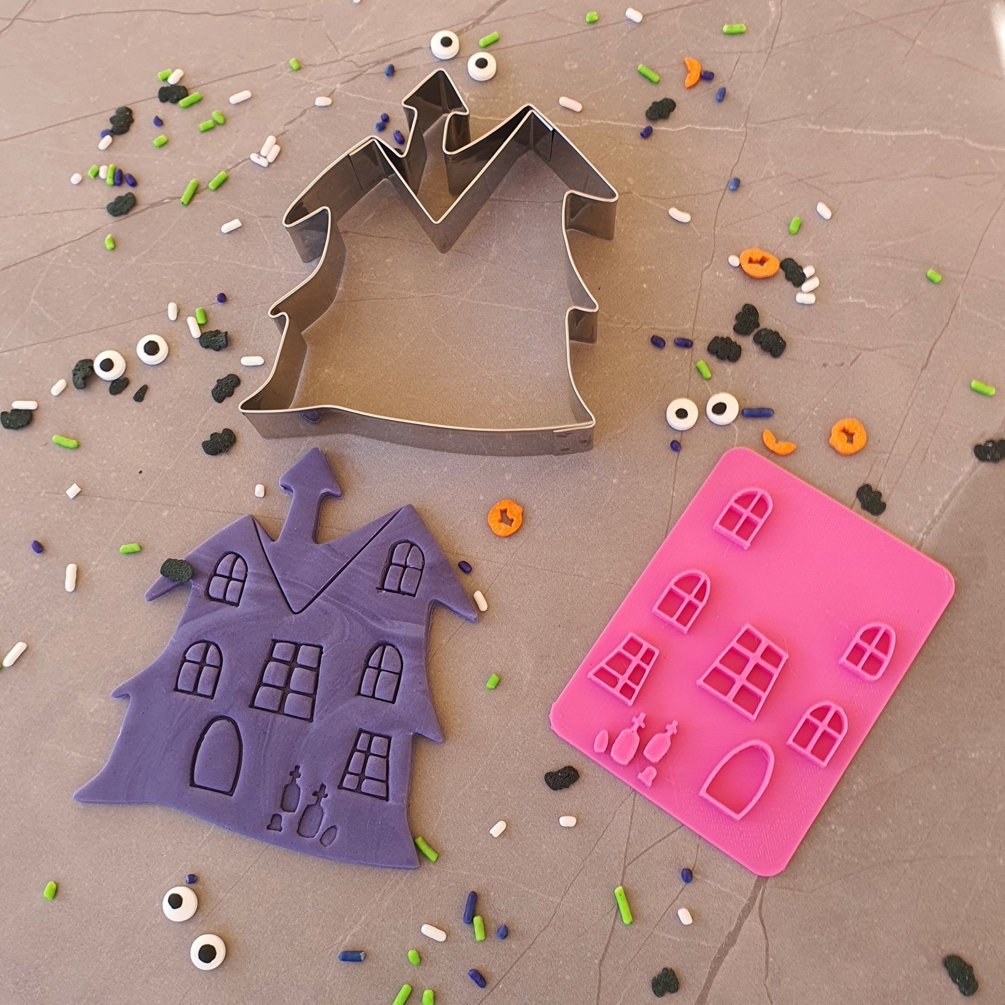 Haunted House Cookie Cutter & Embosser